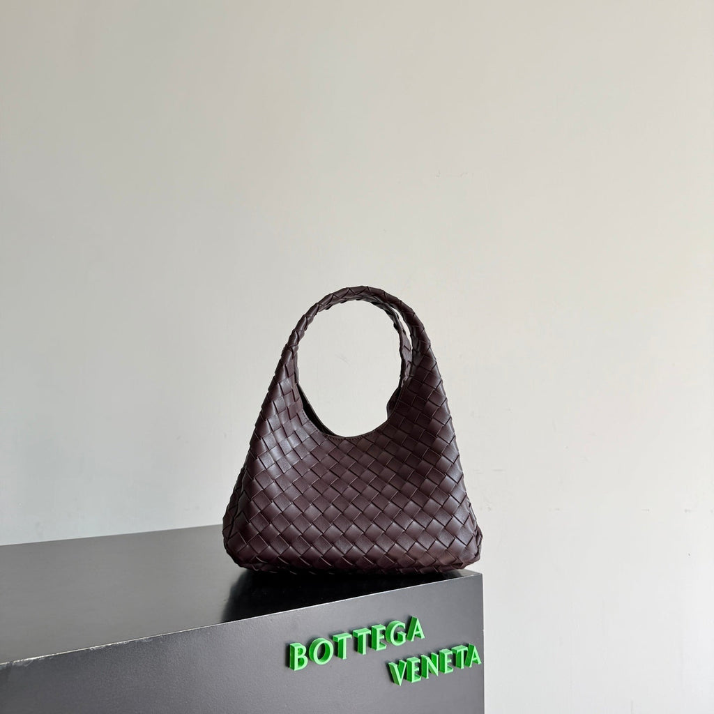 Bottega Veneta Small Campana Bag 854248 in Wine Red