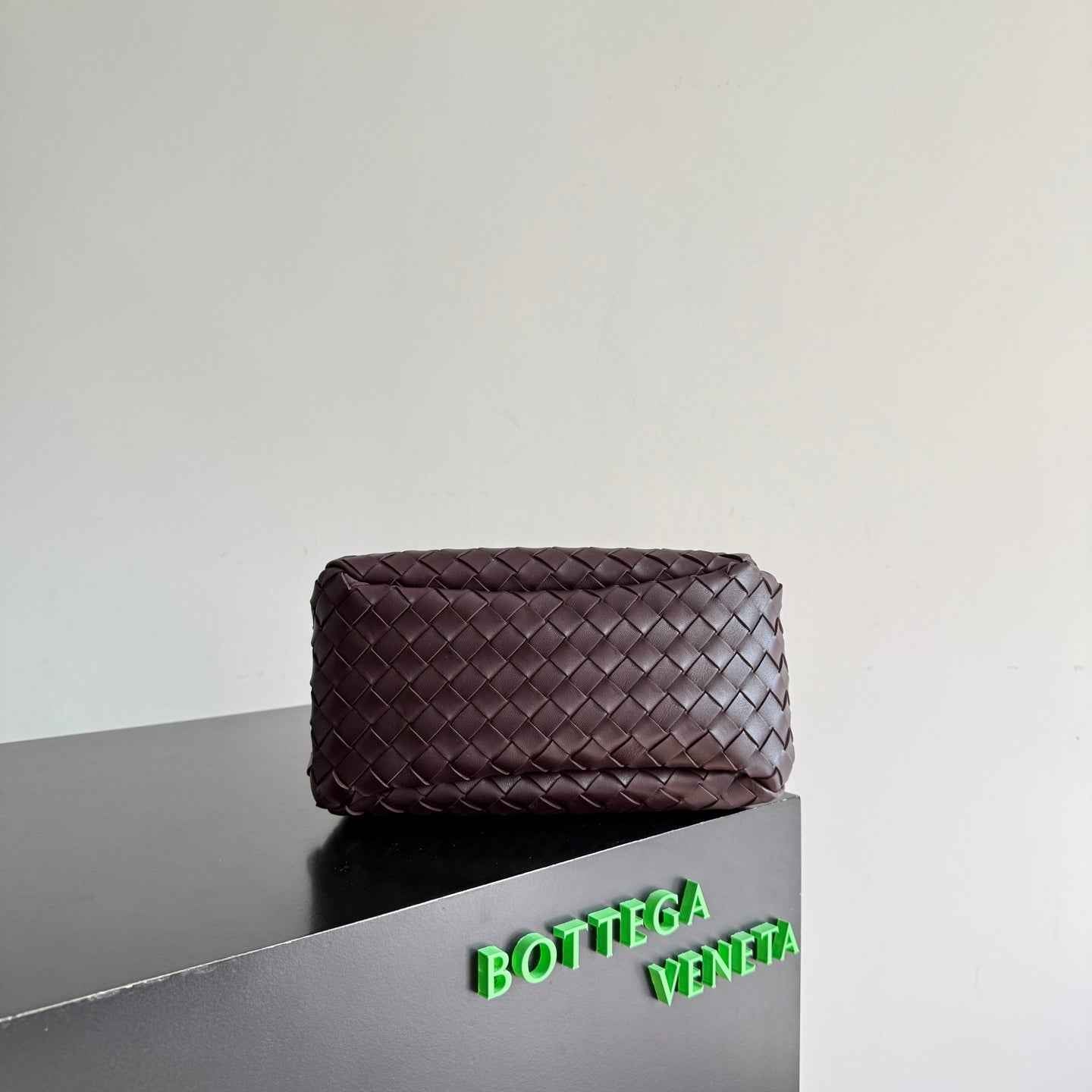 Bottega Veneta Small Campana Bag 854248 in Wine Red