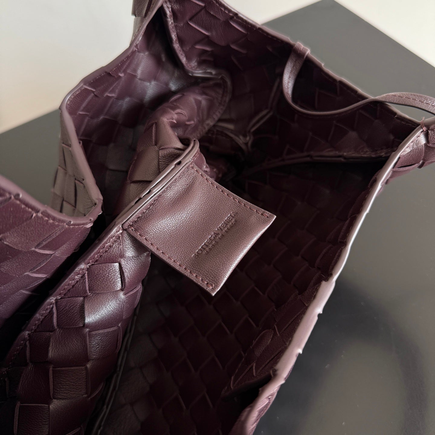 Bottega Veneta Small Campana Bag 854248 in Wine Red