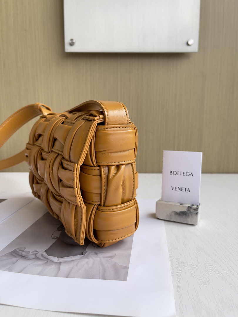 Bottega Veneta Small Cassette Bag 736253 Calfskin Brown