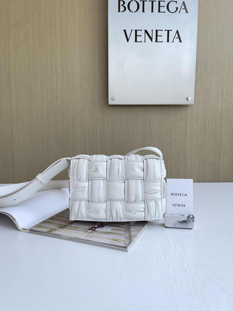 Bottega Veneta Small Cassette Bag 736253 Calfskin White