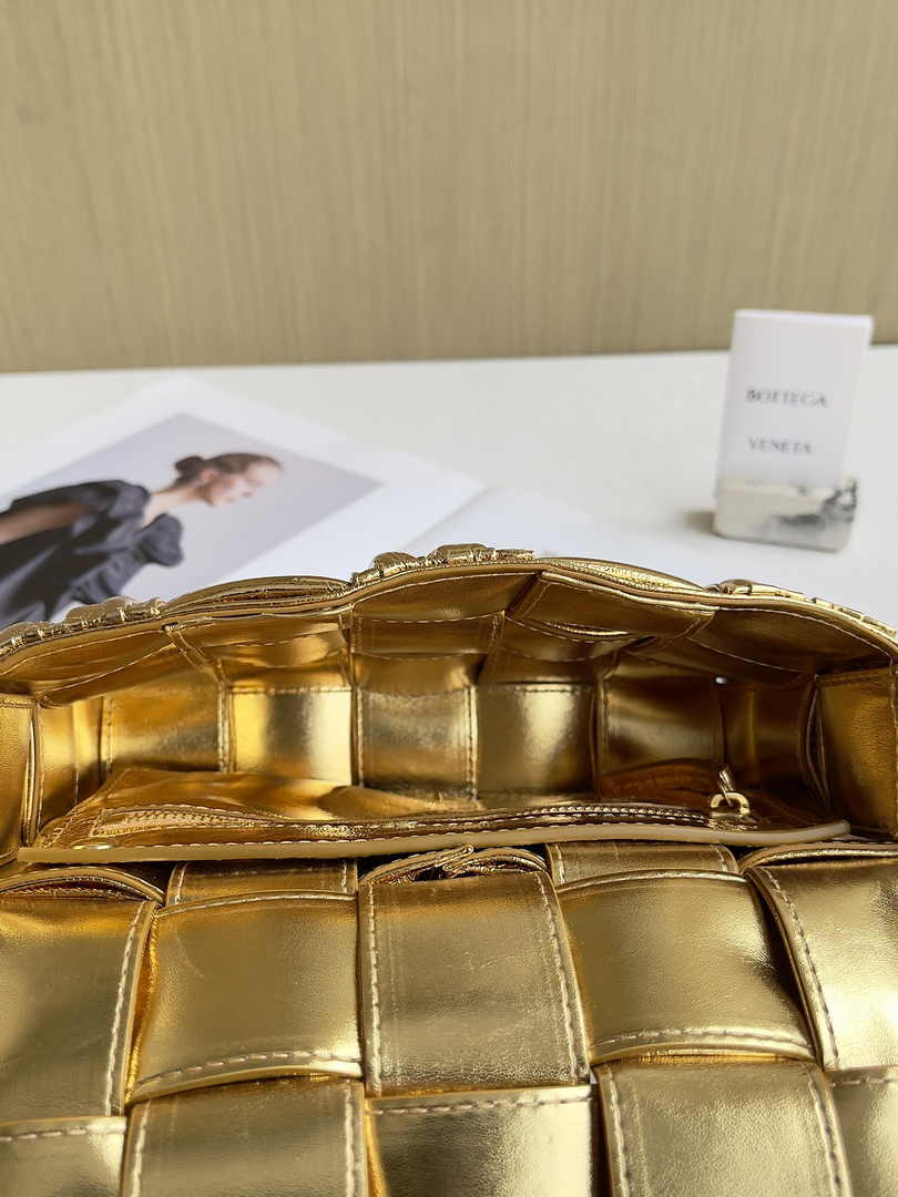 Bottega Veneta Small Cassette Bag 736253 Calfskin Gold