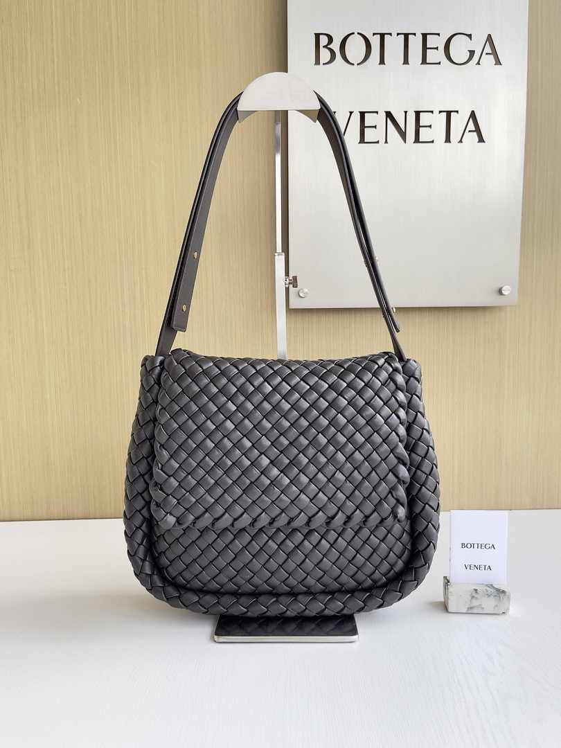 Bottega Veneta Small Cobble Shoulder Bag 709418 Lambskin Brown