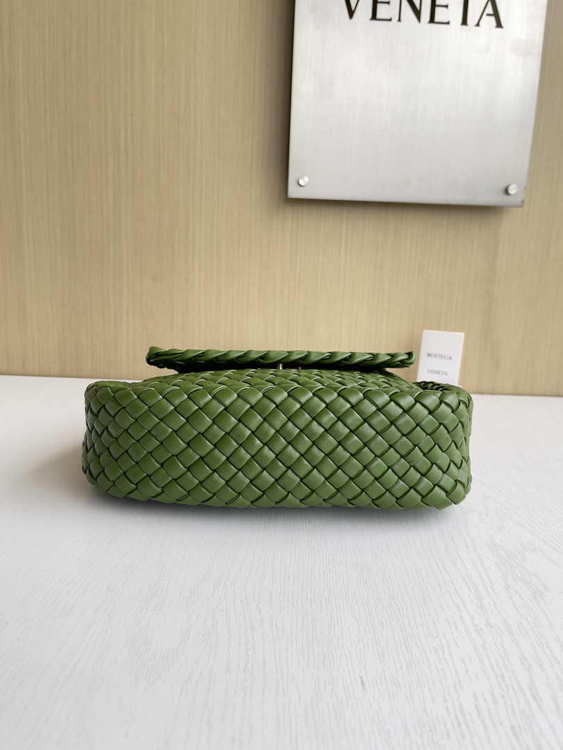 Bottega Veneta Small Cobble Shoulder Bag 709418 Lambskin Green