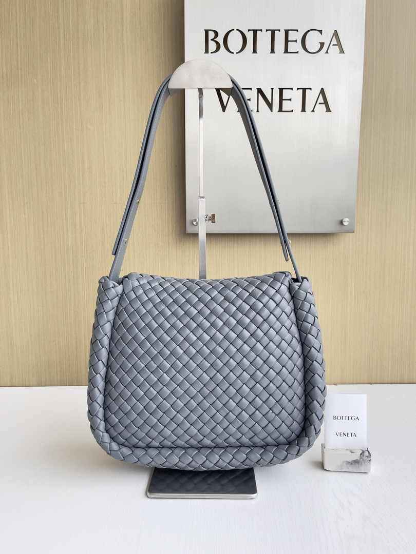 Bottega Veneta Small Cobble Shoulder Bag 709418 Lambskin Gray