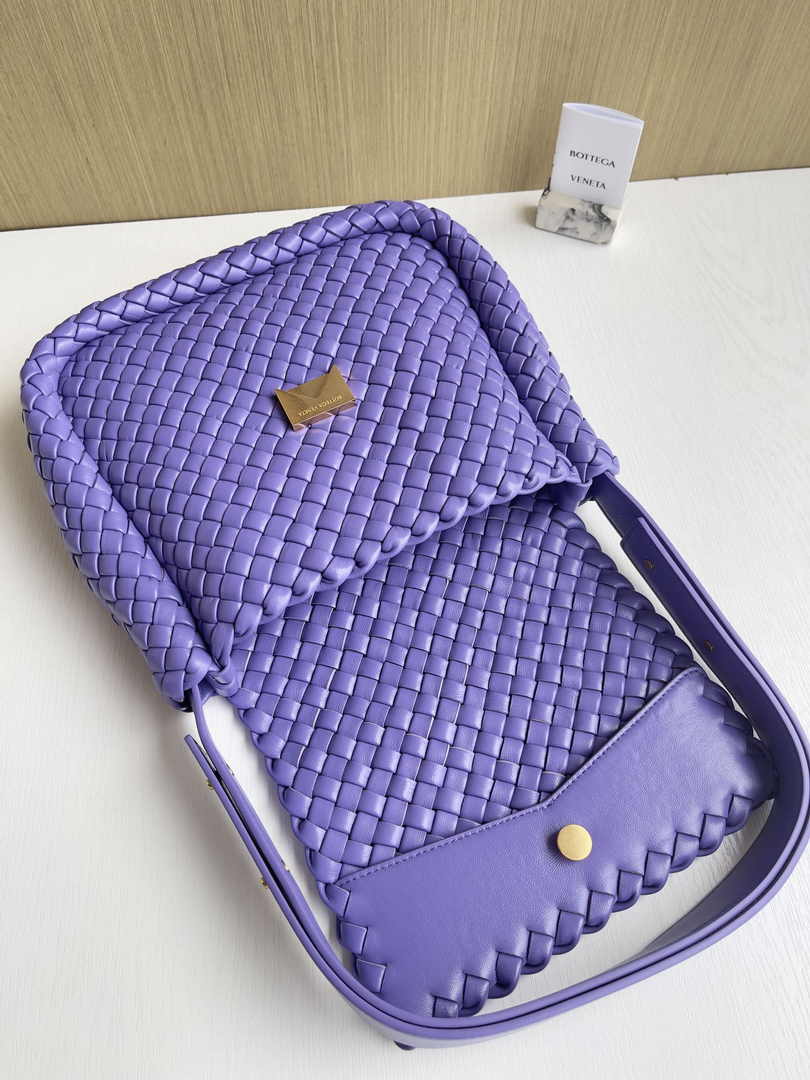 Bottega Veneta Small Cobble Shoulder Bag 709418 Lambskin Purple