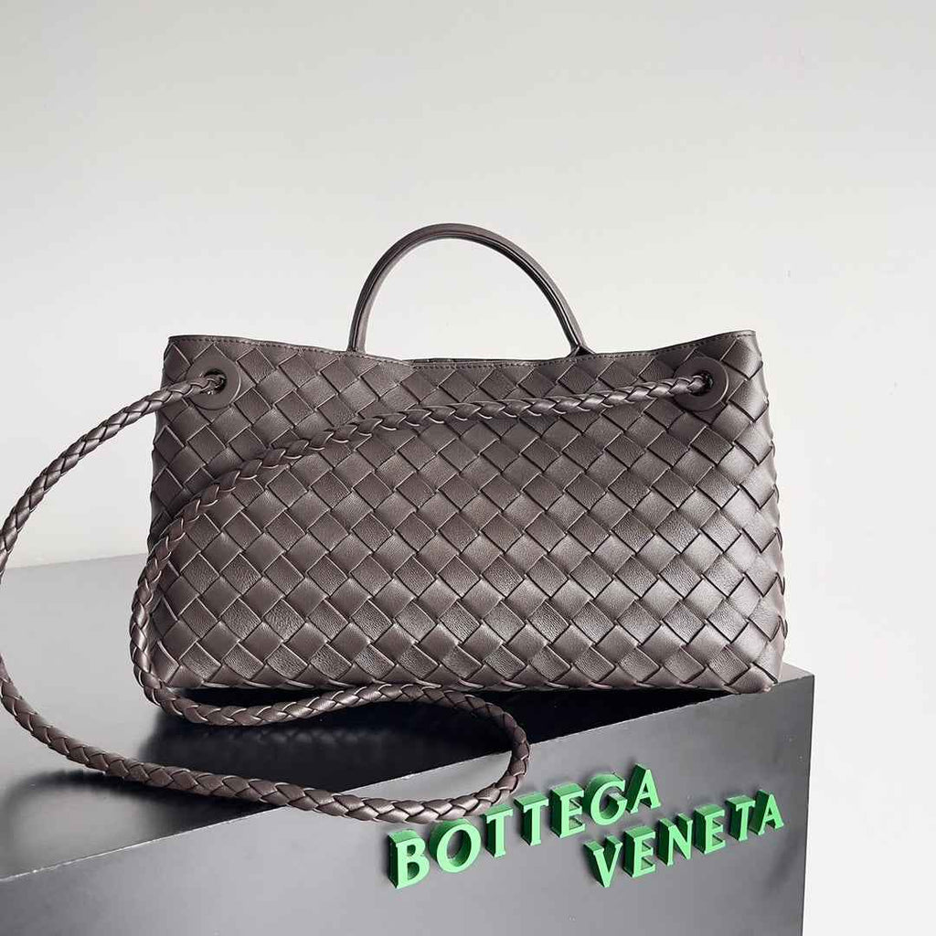 Bottega Veneta Small East West Andiamo 754990 Lambskin Coffee