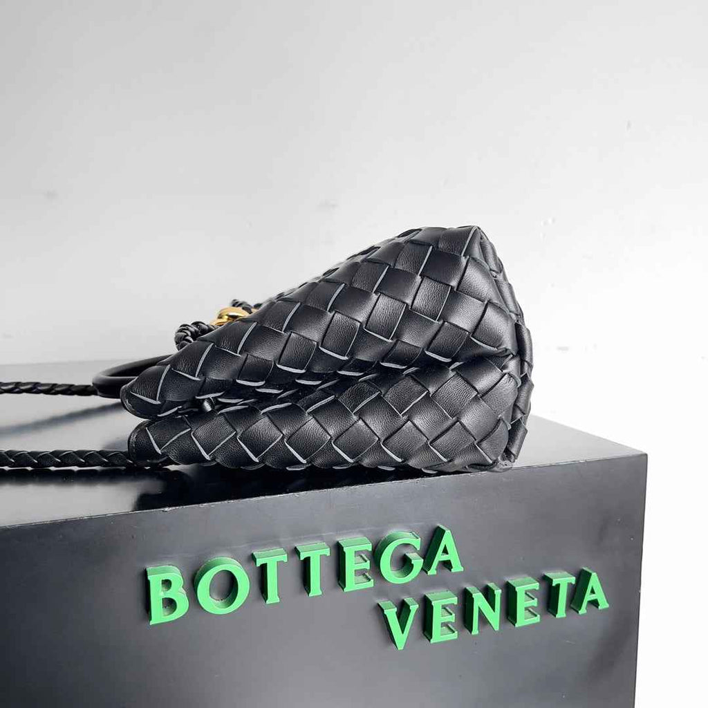 Bottega Veneta Small East West Andiamo 754990 Lambskin Black