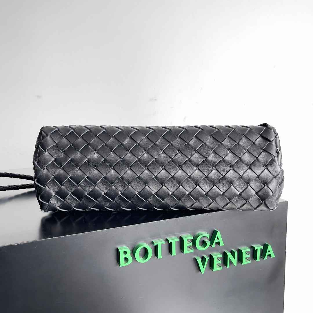 Bottega Veneta Small East West Andiamo 754990 Lambskin Black