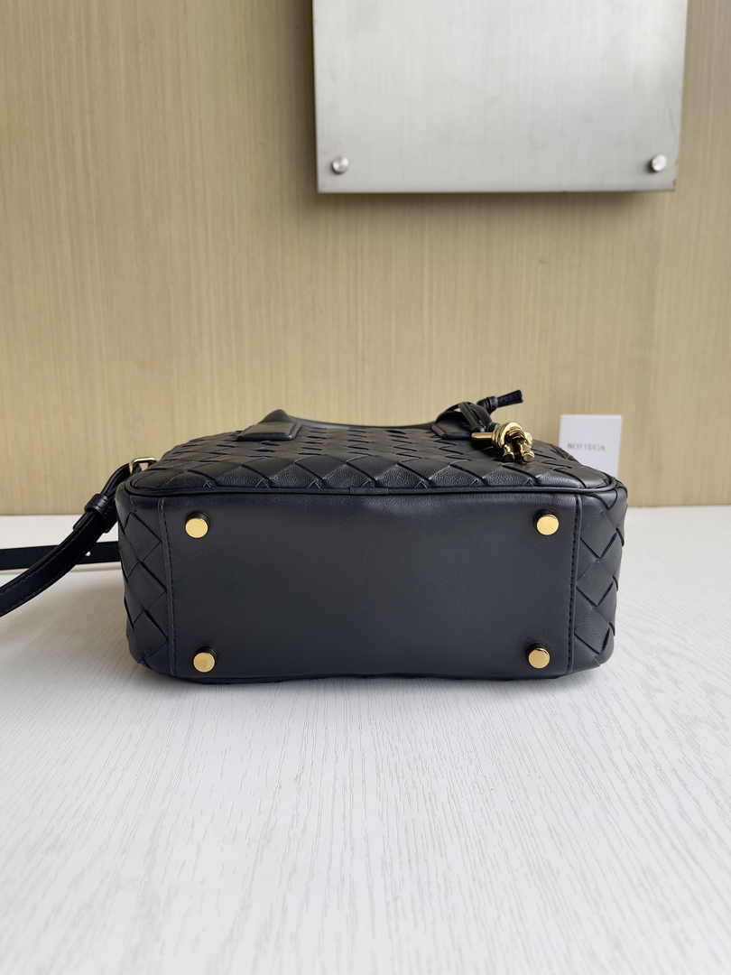 Bottega Veneta Small Getaway 776736 Lambskin Black