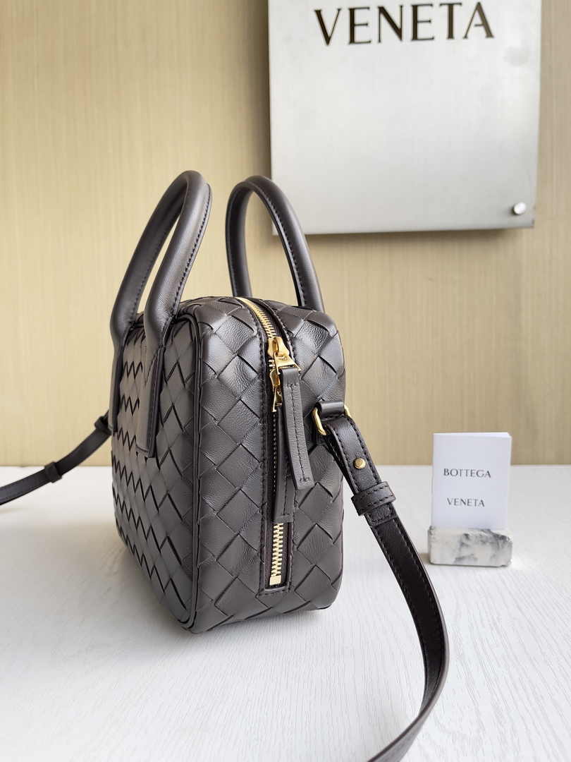 Bottega Veneta Small Getaway 776736 Lambskin Coffee