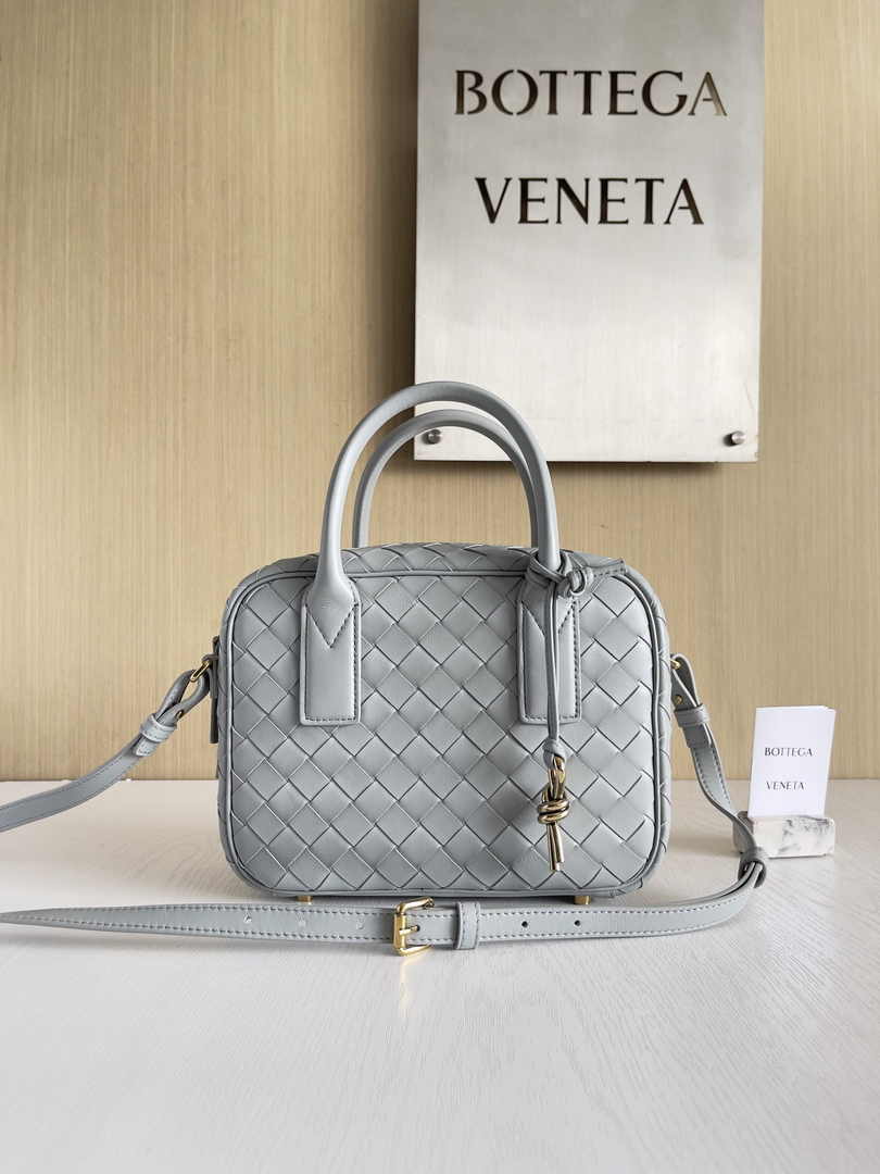 Bottega Veneta Small Getaway 776736 Lambskin Gray