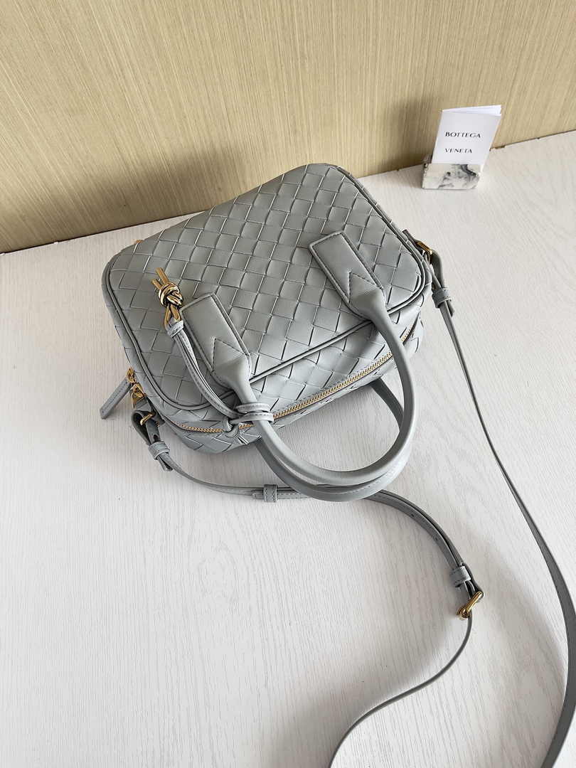 Bottega Veneta Small Getaway 776736 Lambskin Gray