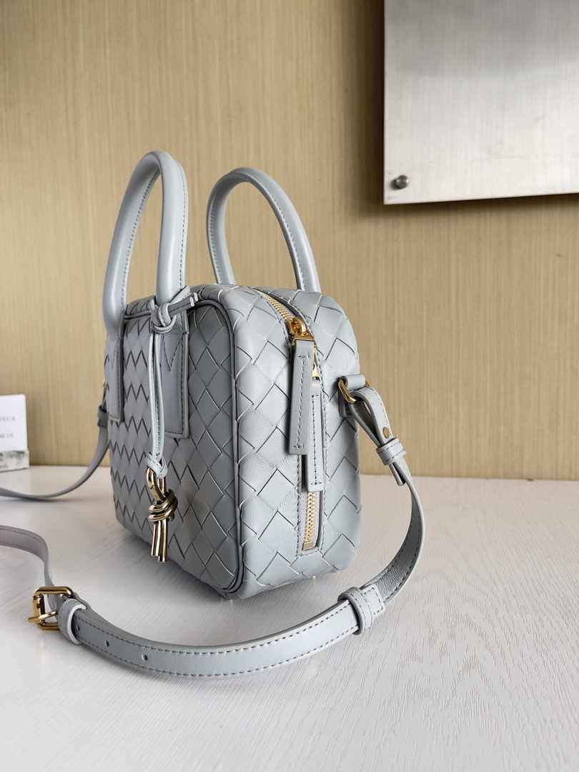 Bottega Veneta Small Getaway 776736 Calfskin Gray