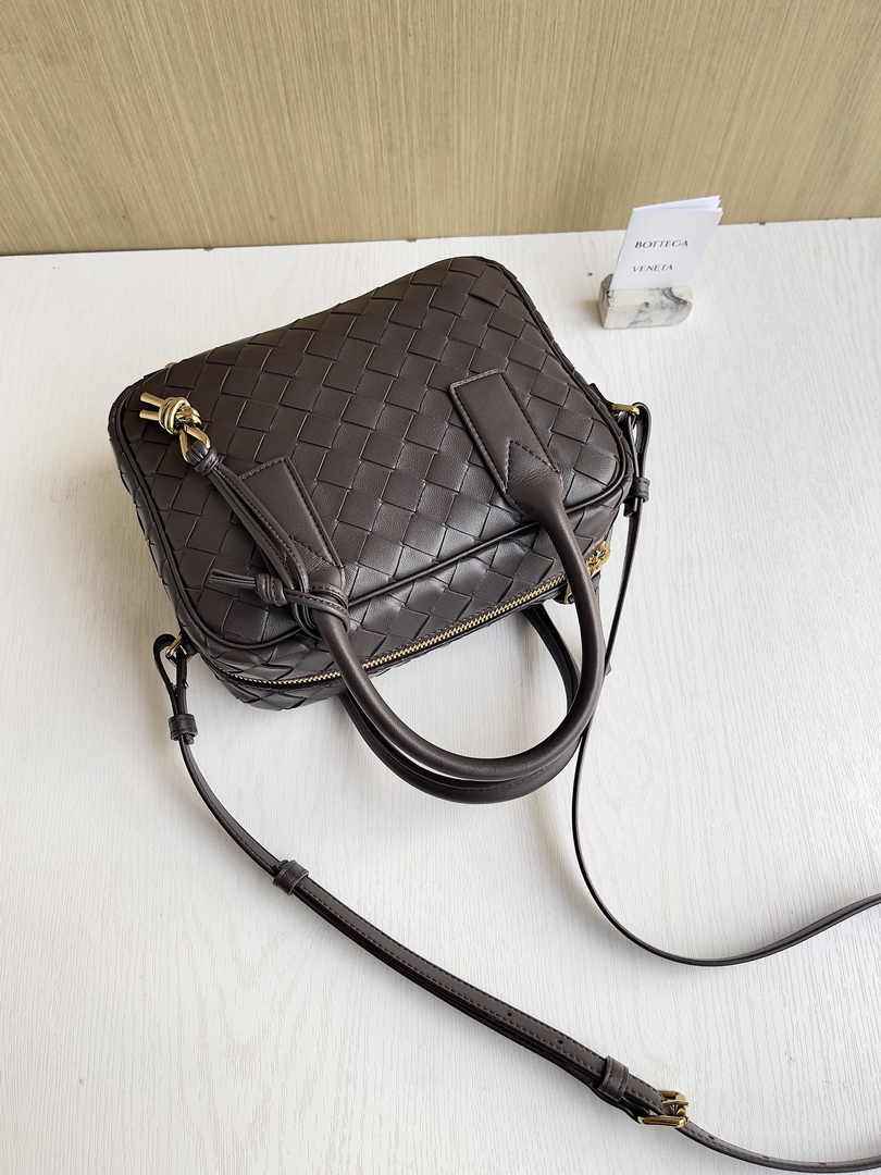 Bottega Veneta Small Getaway 776736 Calfskin Brown