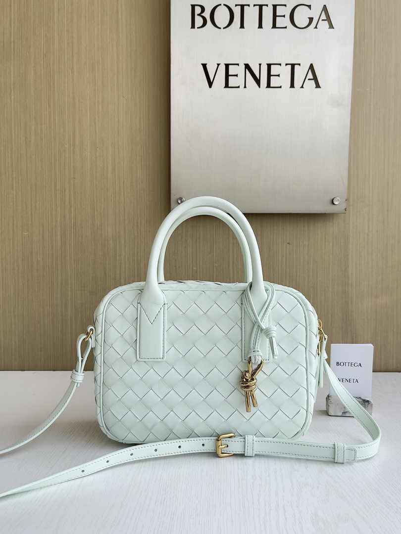 Bottega Veneta Small Getaway 776736 Calfskin Light Green