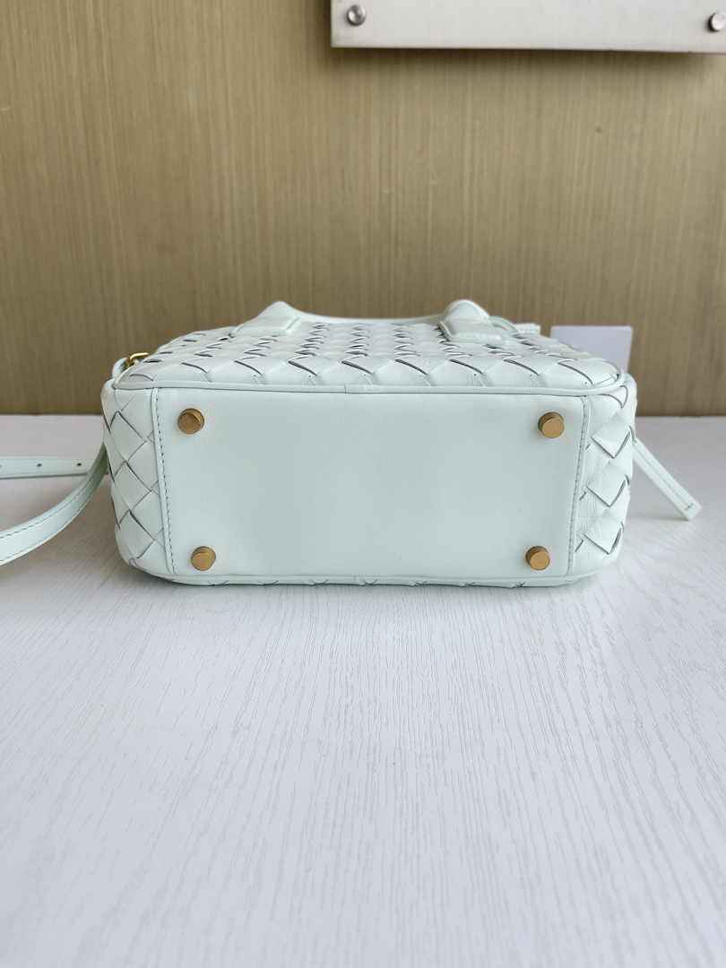 Bottega Veneta Small Getaway 776736 Calfskin Light Green