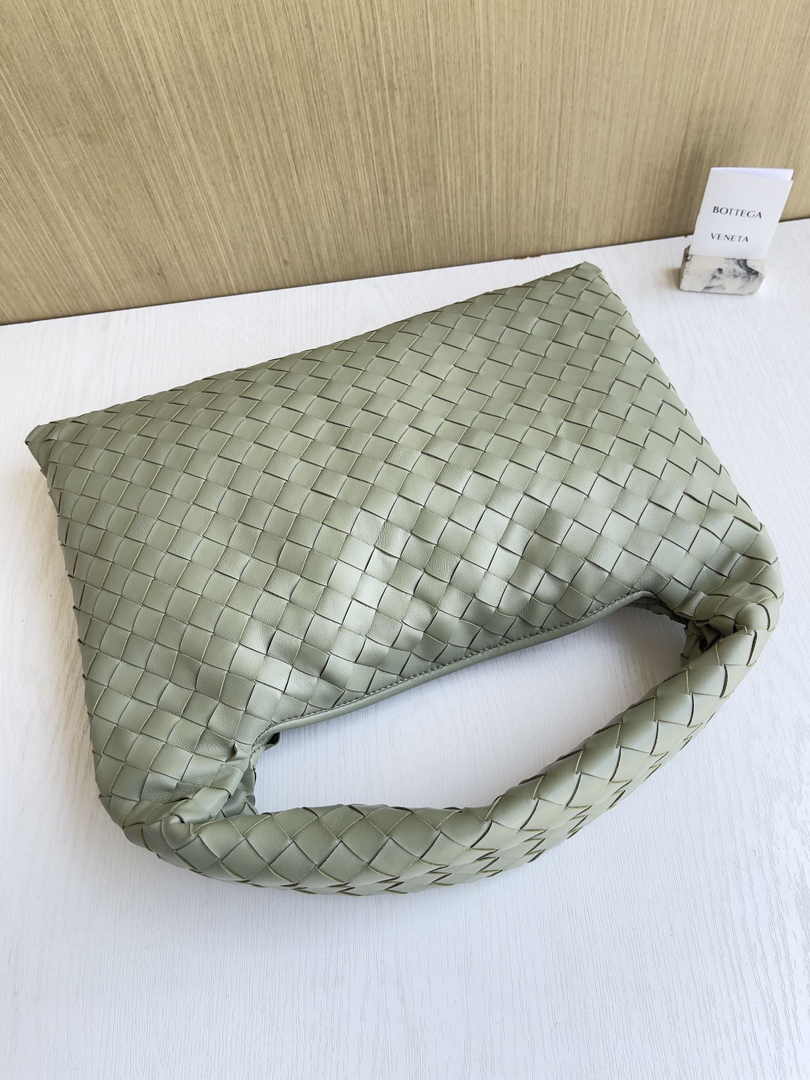 Bottega Veneta Small Hop Bag 763966 Calfskin Light Green
