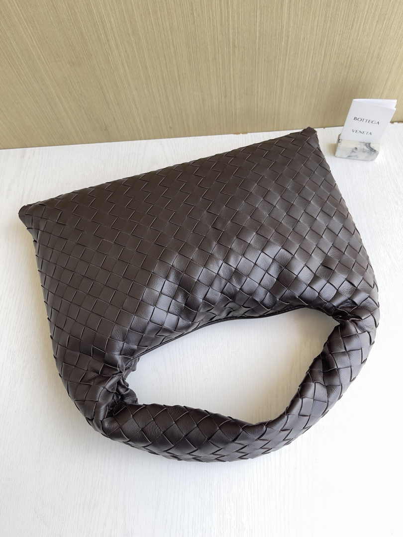Bottega Veneta Small Hop Bag 763966 Calfskin Brown