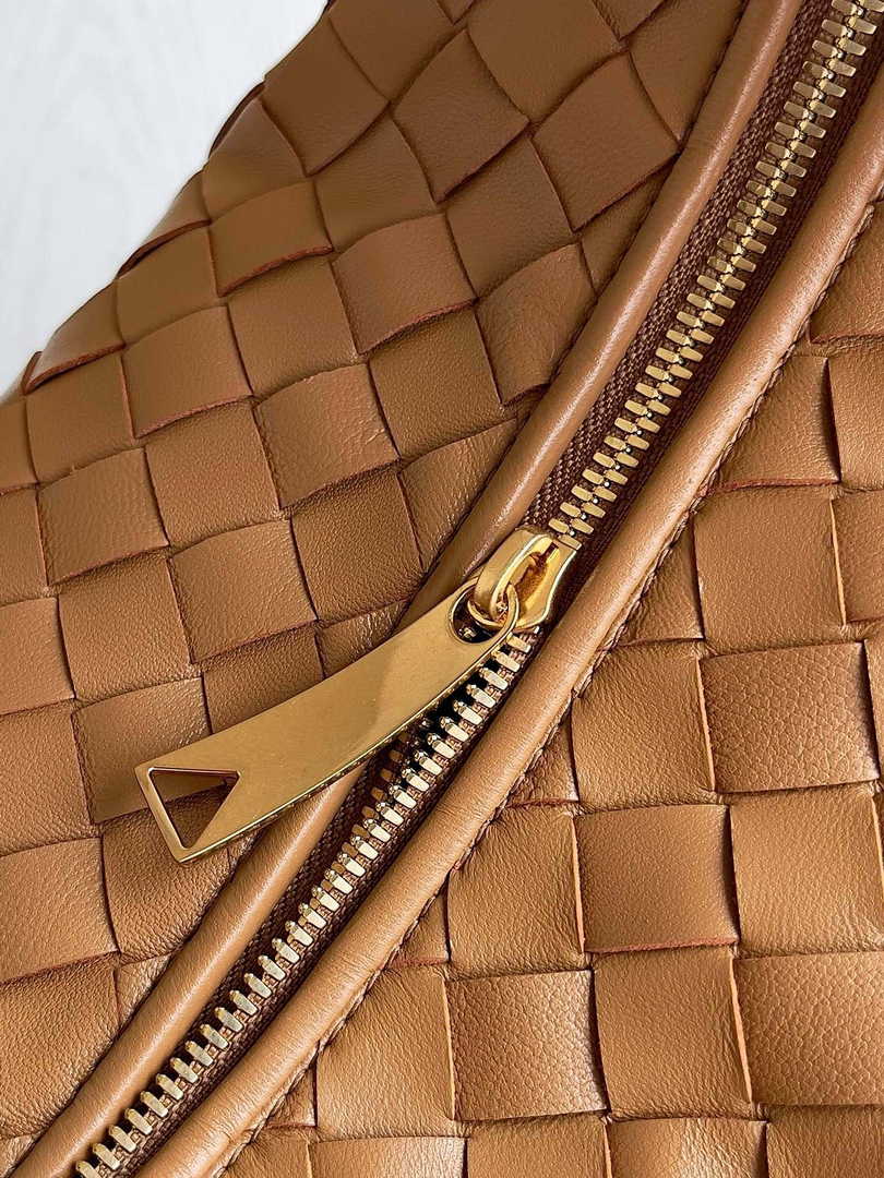Bottega Veneta Small Jodie Bag 600261 Calfskin Caramel
