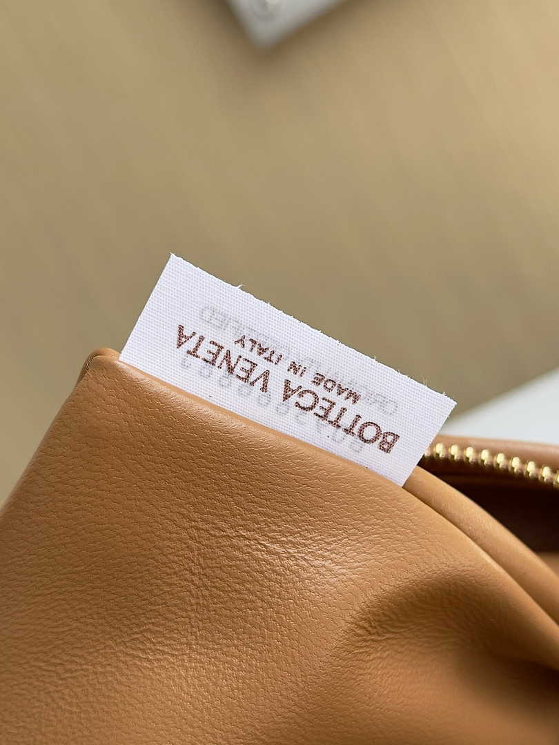 Bottega Veneta Small Jodie Bag 600261 Calfskin Caramel