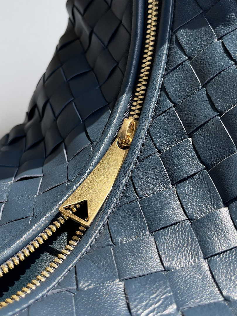 Bottega Veneta Small Jodie Bag 600261 Calfskin Navy Blue