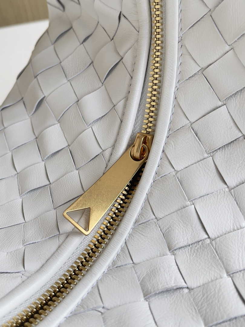 Bottega Veneta Small Jodie Bag 600261 Calfskin White