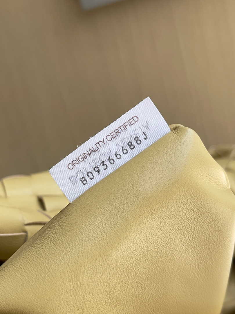 Bottega Veneta Small Jodie Bag 600261 Calfskin Yellow