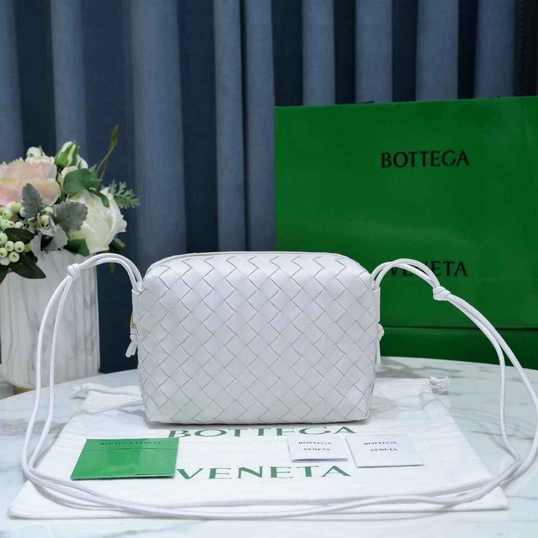 Bottega Veneta Small Loop Camera Bag 723548 White Intrecciato leather
