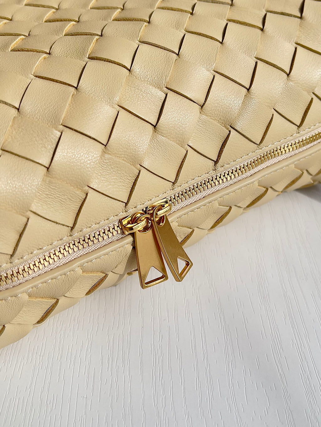 Bottega Veneta Small Loop Camera Bag 680255 Lambskin Apricot