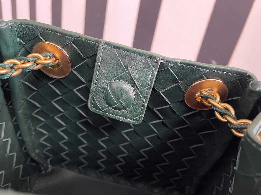 Bottega Veneta Small Parachute Chain Bag 817175 Lambskin Green