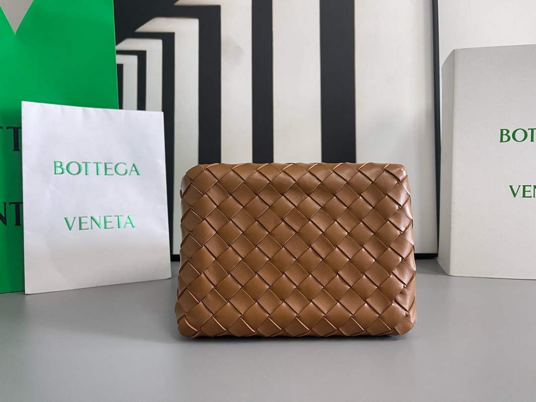Bottega Veneta Small Parachute Chain Bag 817175 Lambskin Brown