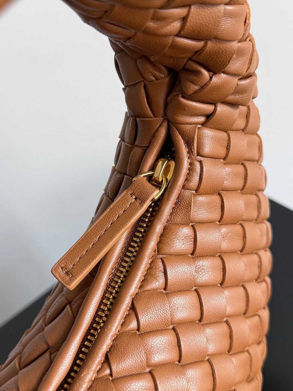 Bottega Veneta Small Veneta Bag 856736 in Brown