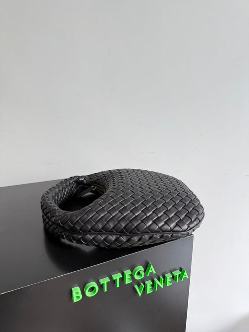 Bottega Veneta Small Veneta Bag 856736 in Black