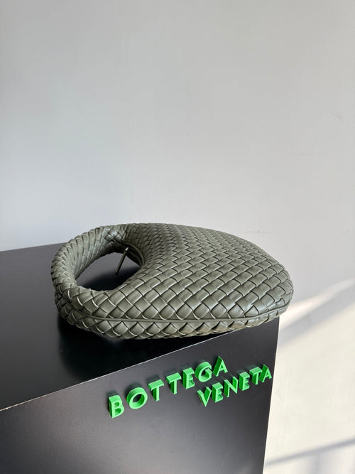 Bottega Veneta Small Veneta Bag 856736 in Green