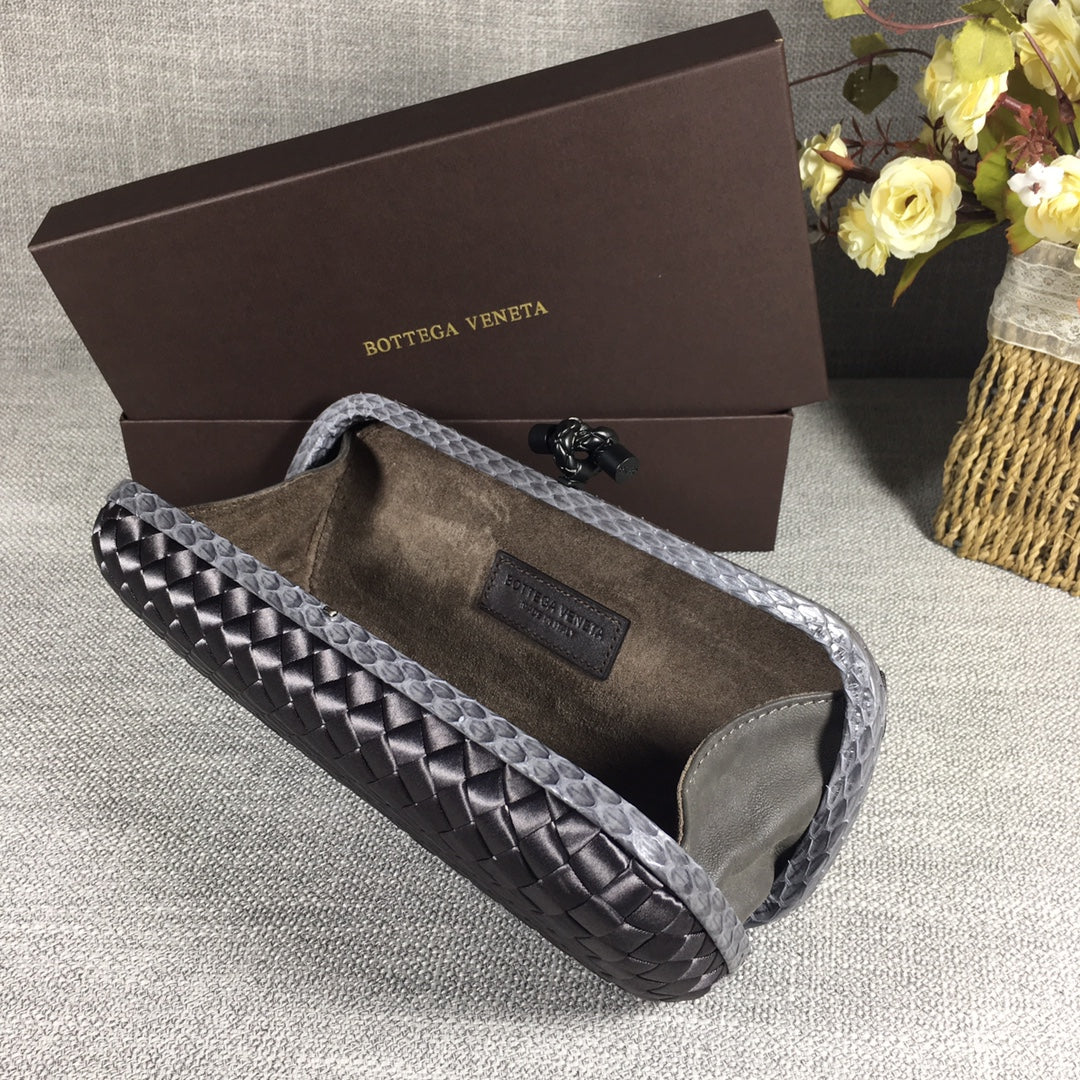 Bottega Veneta Stretch Box Knot 754783 Silver Gray
