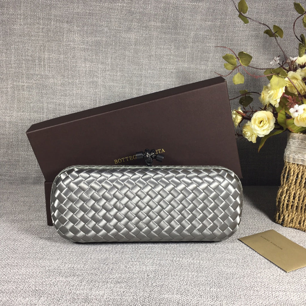 Bottega Veneta Stretch Box Knot 754783 Silver