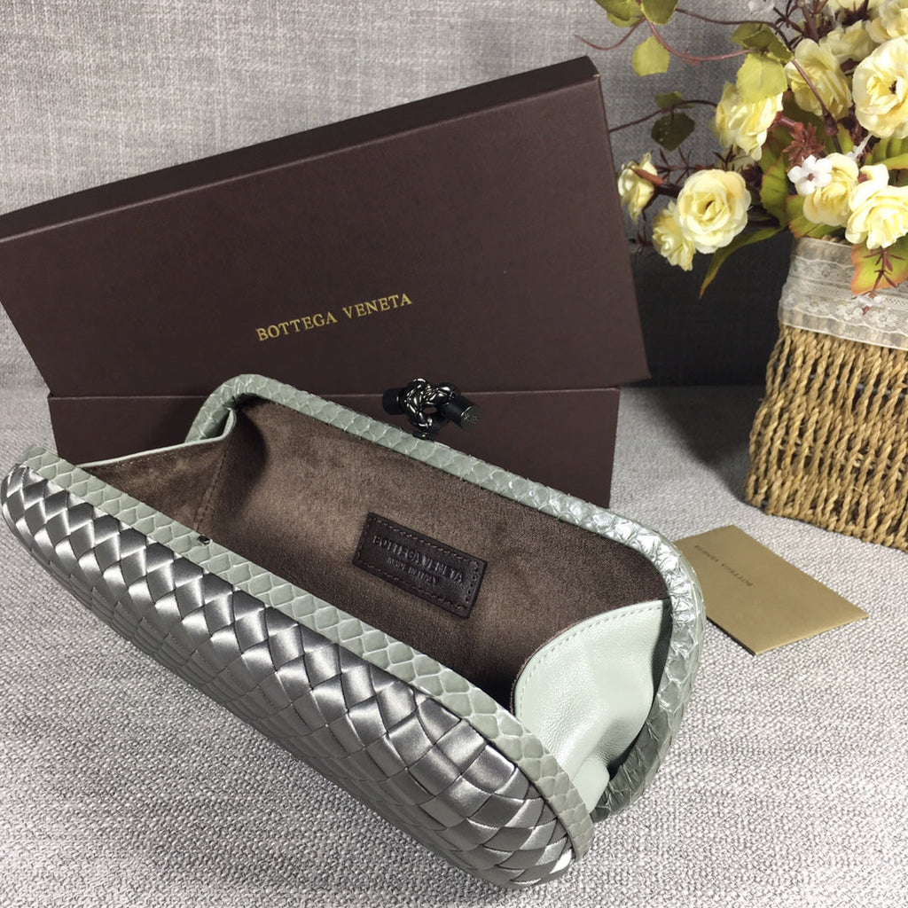 Bottega Veneta Stretch Box Knot 754783 Silver