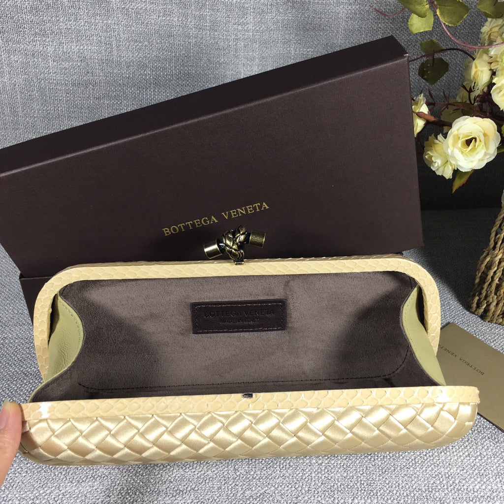 Bottega Veneta Stretch Box Knot 754783 Yellow
