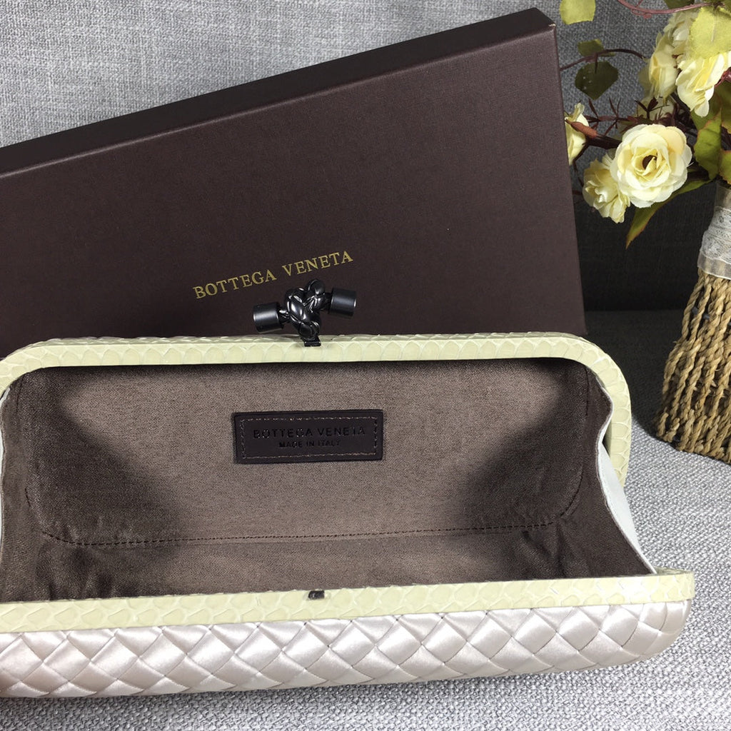 Bottega Veneta Stretch Box Knot 754783 Beige