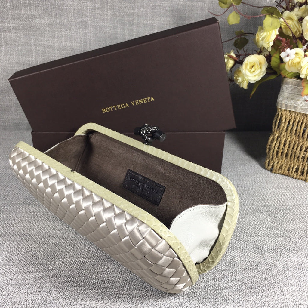 Bottega Veneta Stretch Box Knot 754783 Beige