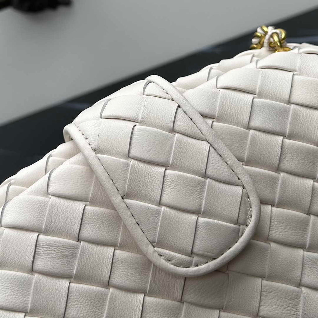 Bottega Veneta Teen Lauren 1980 With Chain 785807 Lambskin White
