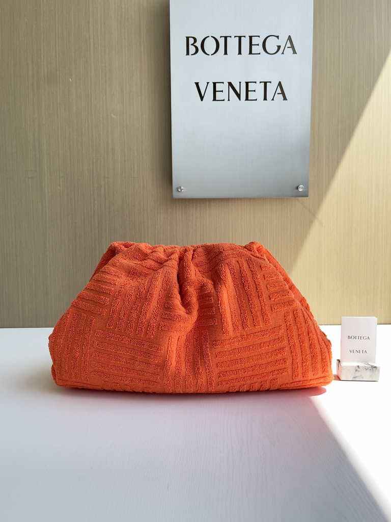Bottega Veneta clutch 576227 Nylon Orange