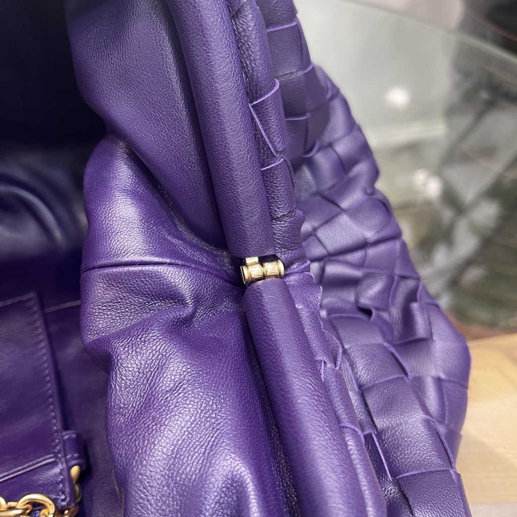 Bottega Veneta Teen Pouch 576175 Purple