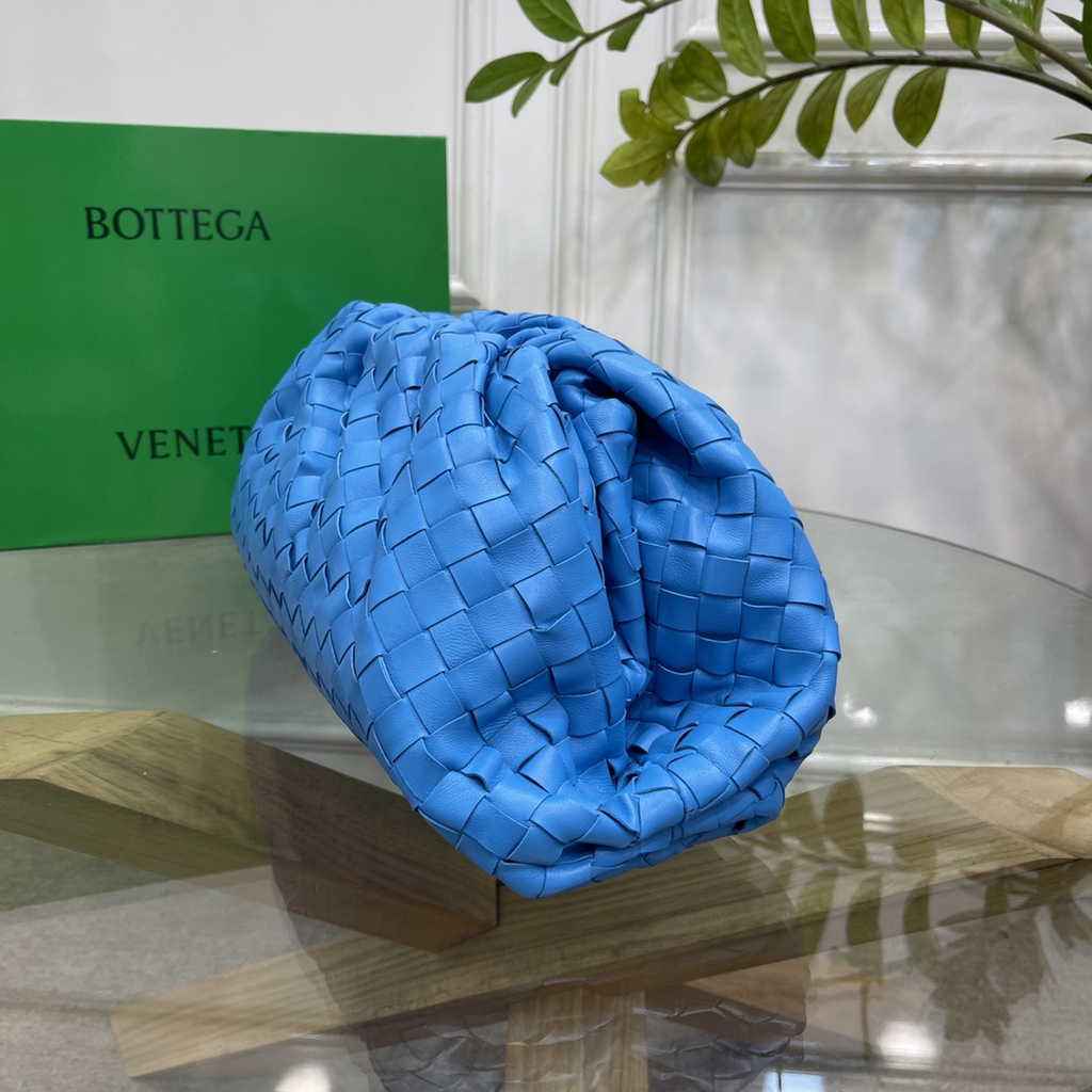 Bottega Veneta Teen Pouch 576175 Blue Leather