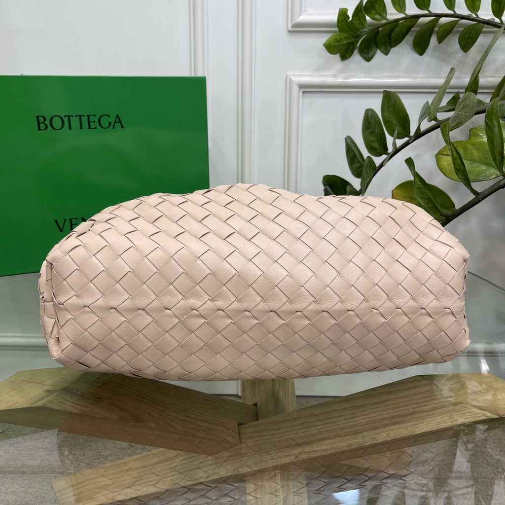 Bottega Veneta Teen Pouch 576175 Beige