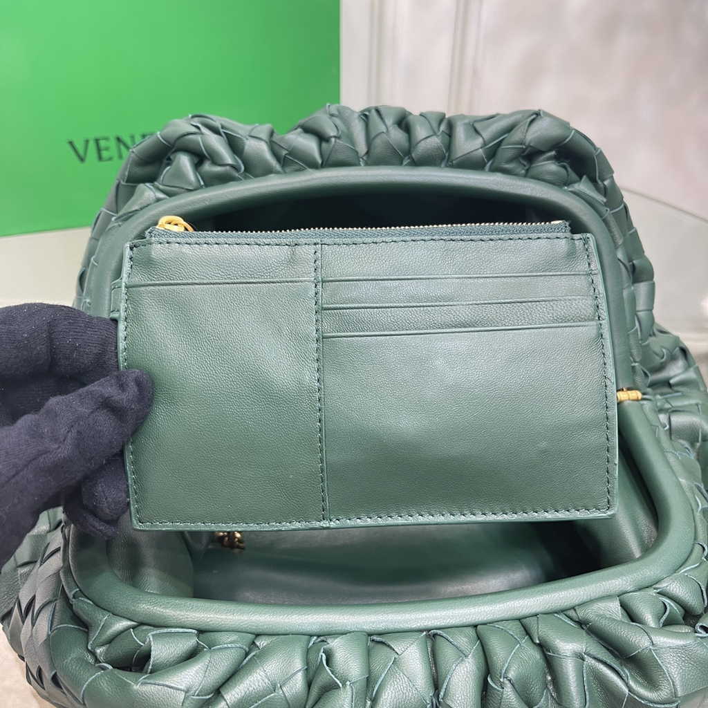 Bottega Veneta Teen Pouch 576175 Dark Green Leather