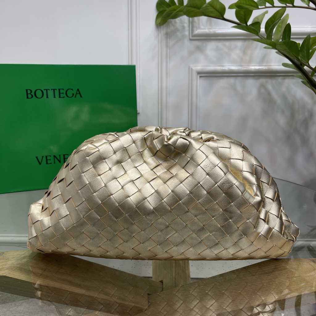 Bottega Veneta Teen Pouch 576175 Gold