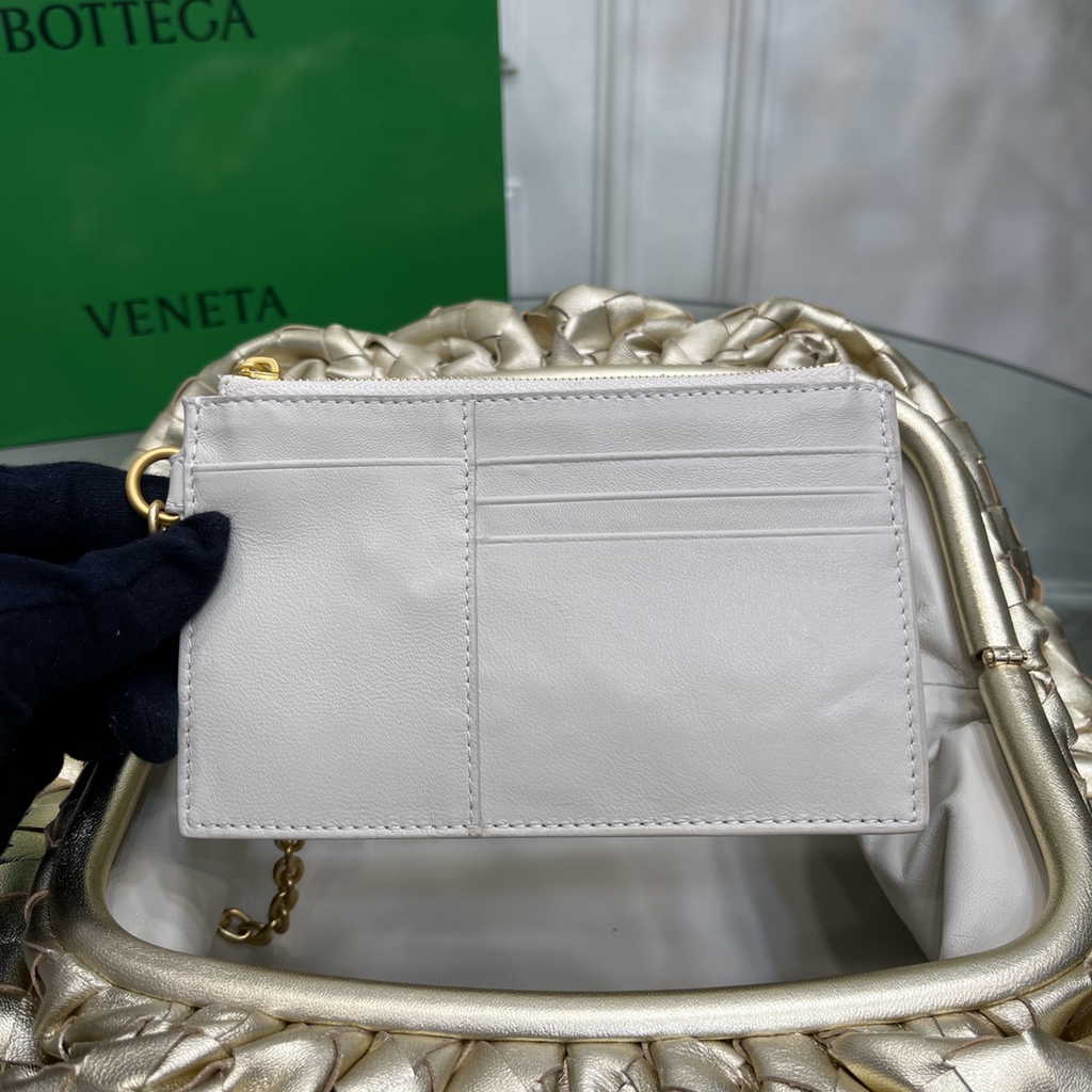 Bottega Veneta Teen Pouch 576175 Gold