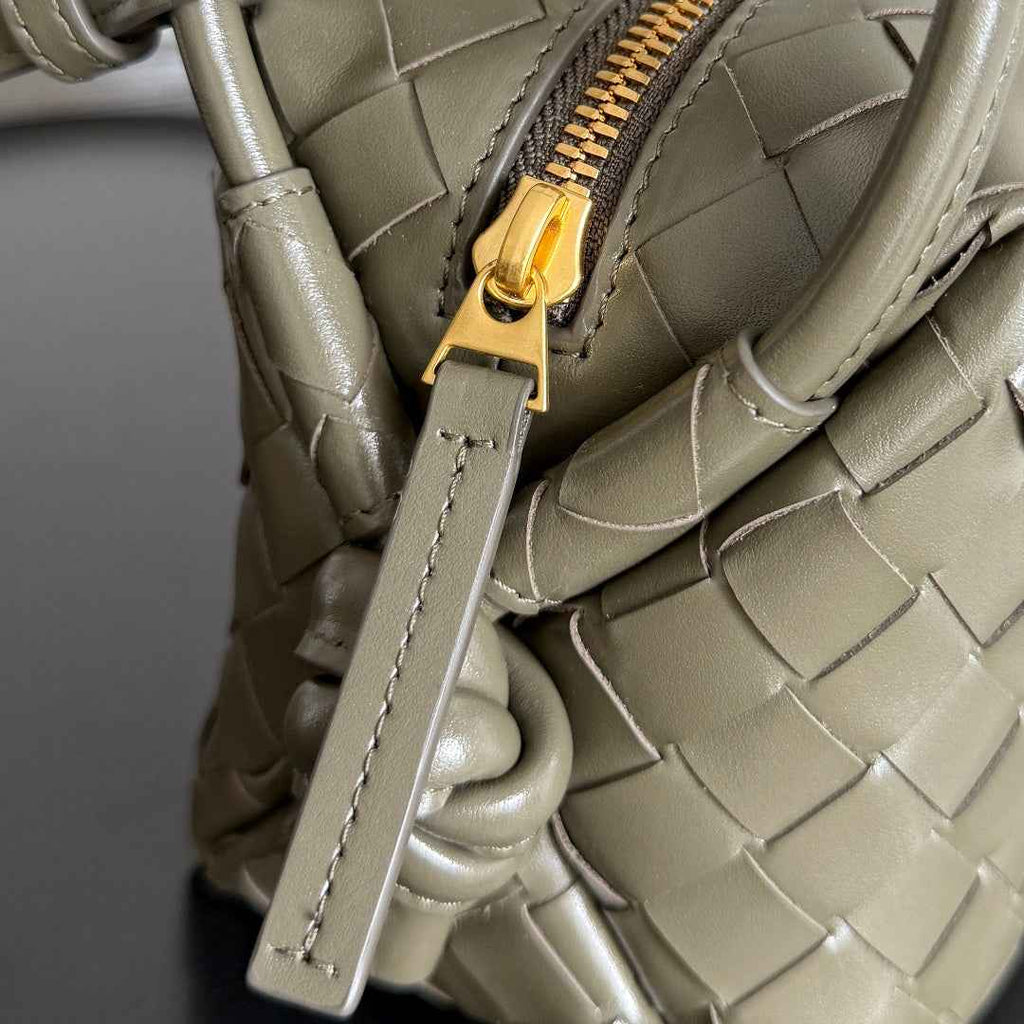 Bottega Veneta Top Handle Loop Bag 796615 in Green
